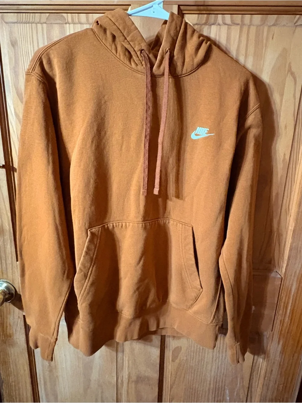 SBAGLIEN1 Nike Hooded Sweatshirt in Rust Brown with White Logo